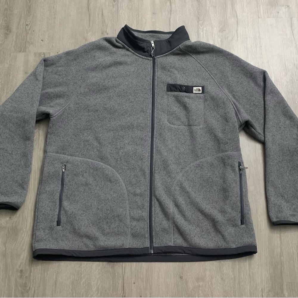The North Face Gordon Lyon Men's Charcoal Gray Fleece Jacket